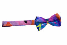 Load image into Gallery viewer, Silk Ready Tied Bow Tie
