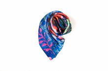 Load image into Gallery viewer, Peonies and Star Blossom Silk Twill Scarf